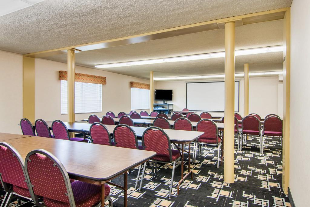 Quality Inn Tigard Portland Southwest Dış mekan fotoğraf